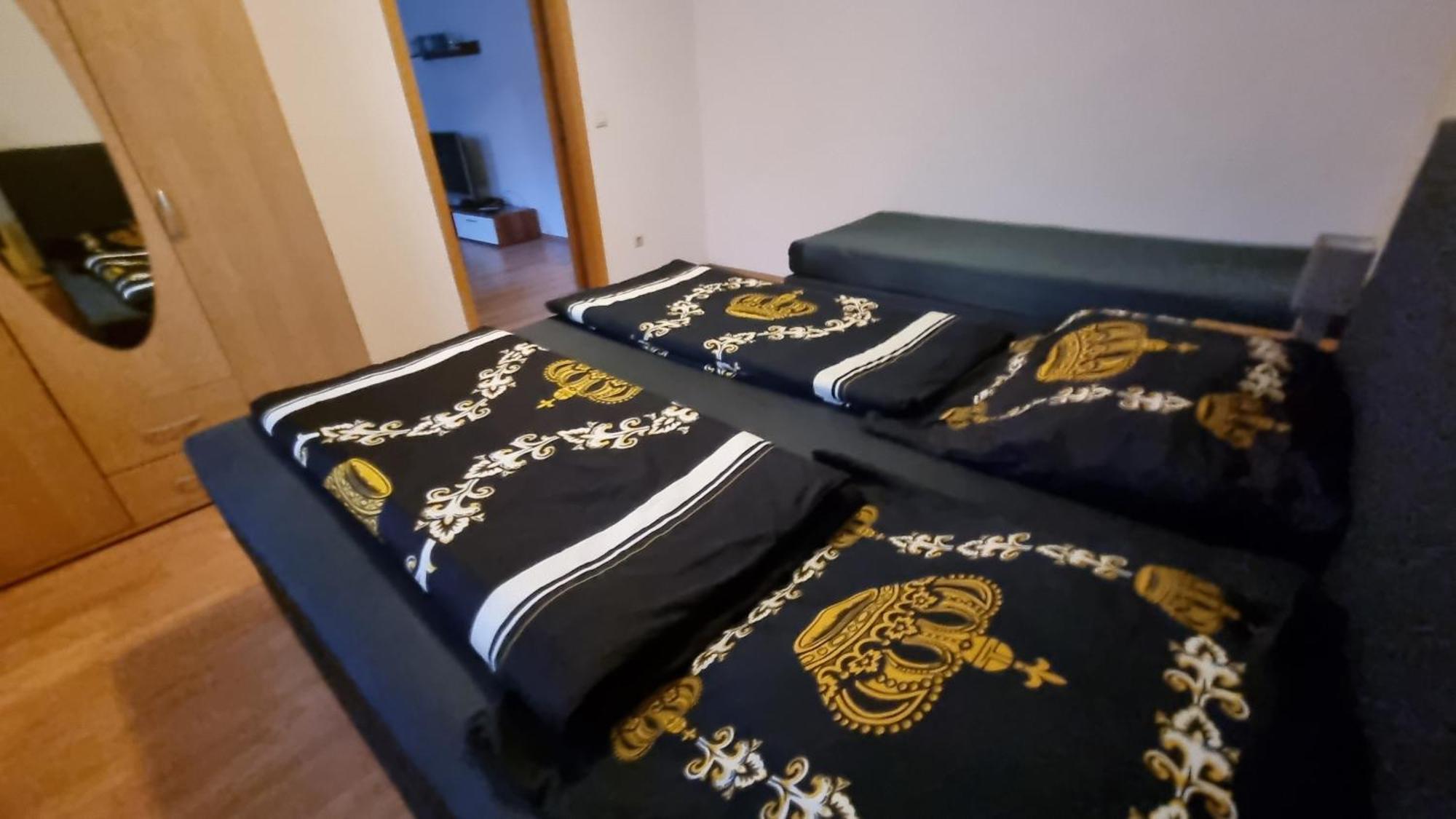 Ferienwohnungen Und Zimmer In Nordhausen Esterno foto
